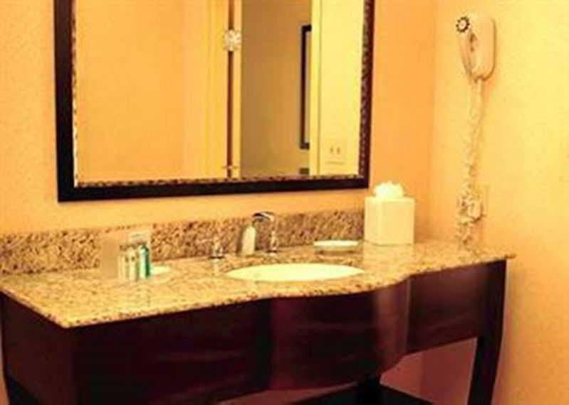 Hampton Inn And Suites Hope Екстериор снимка